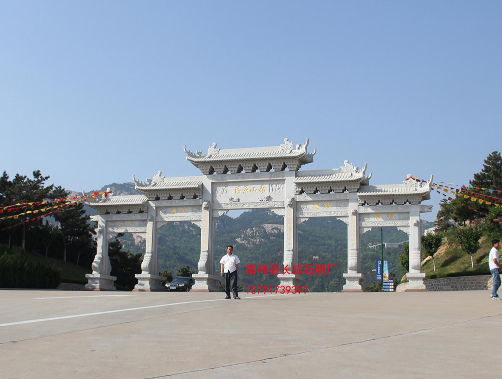石雕牌坊在風(fēng)景區(qū)存在的意義是什么