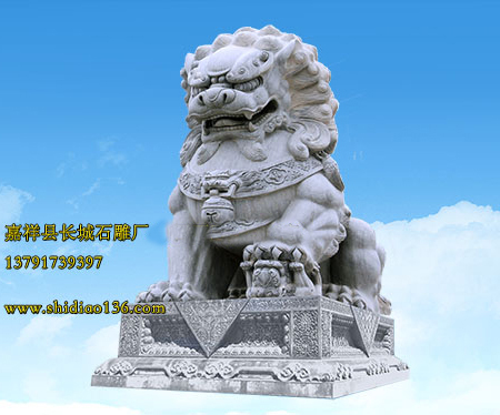 漢代石雕獅子氣魄深沉雄大