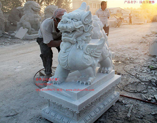 家中工廠擺放石雕貔貅的講究
