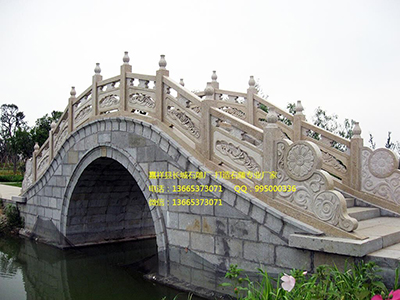 石雕欄桿雕刻及安裝的基本事項(xiàng)介紹